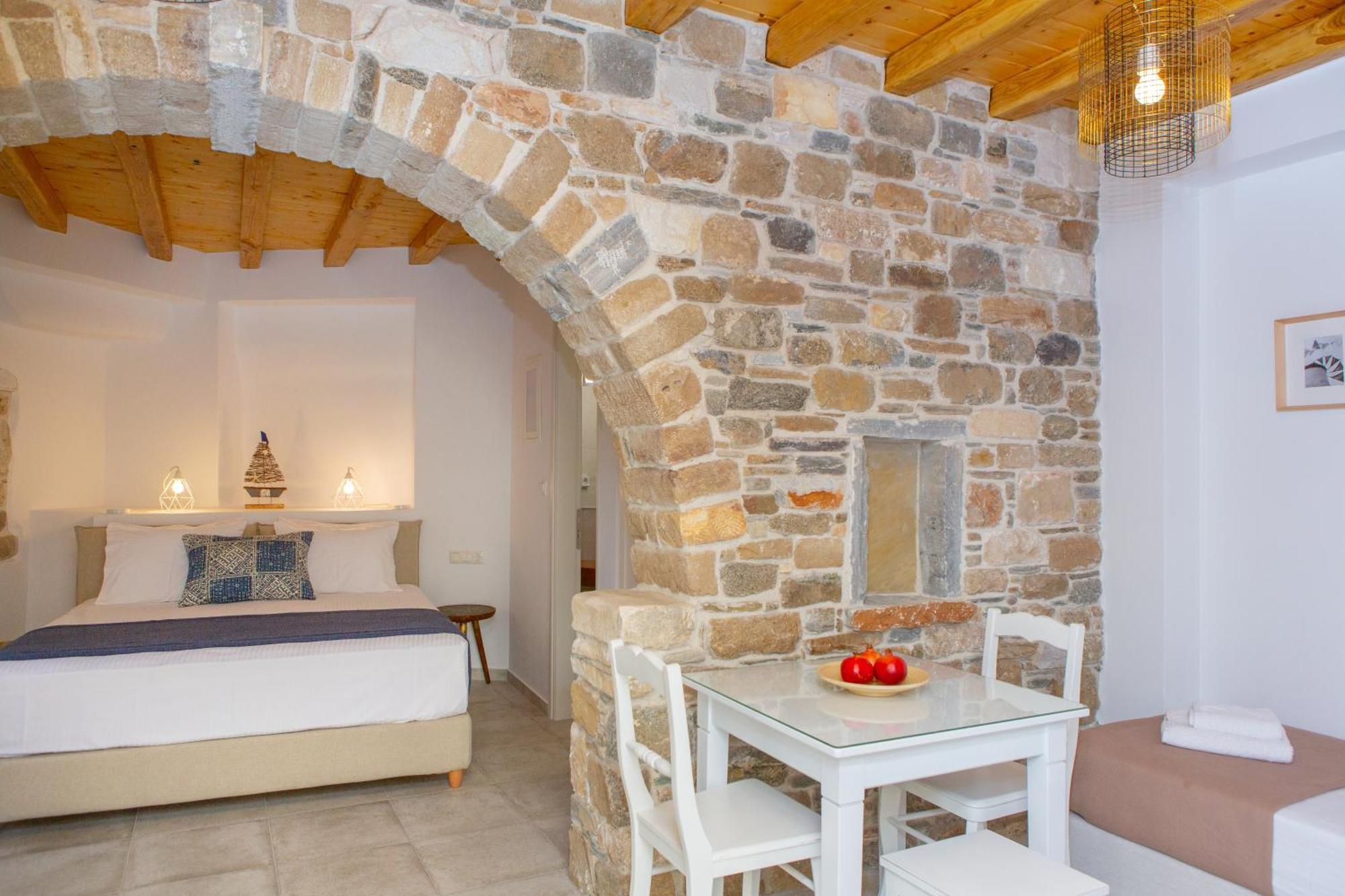 Naxos City Castle Mansionsアパートホテル エクステリア 写真