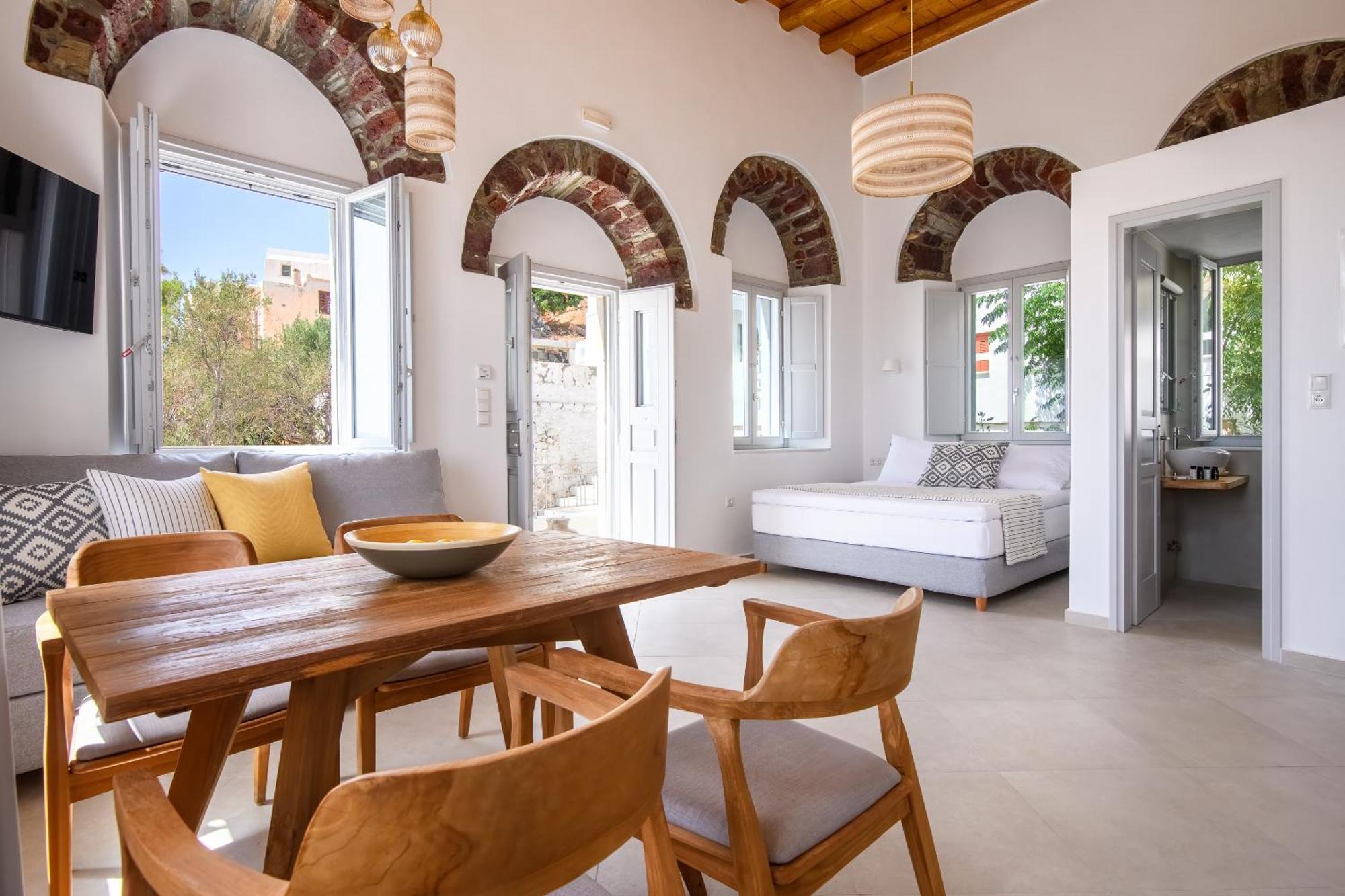 Naxos City Castle Mansionsアパートホテル エクステリア 写真